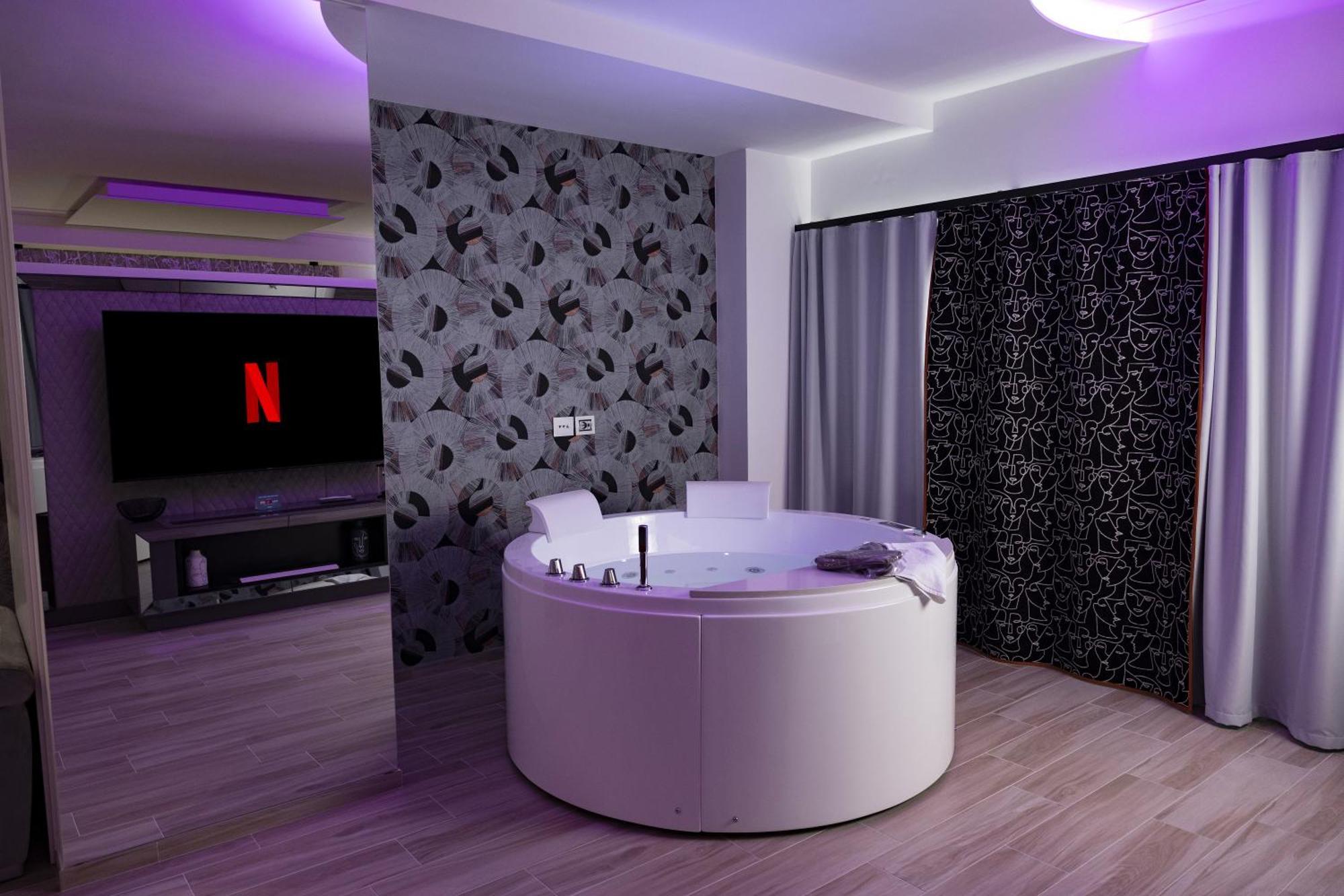 ג'ובינאצו Suite17 - Luxury Guesthouse מראה חיצוני תמונה